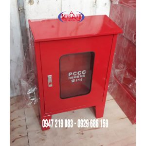 hộp chữa cháy có chân có mái 600x500x180mm